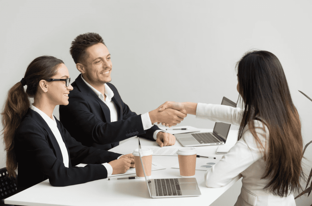satisfied learner,Gamified training and onboarding, Engaging training, Efficient training 